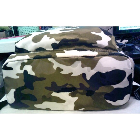 Authentic Michael Kors Backpack army camo laptop school work travel bag style - Picture 10 of 16
